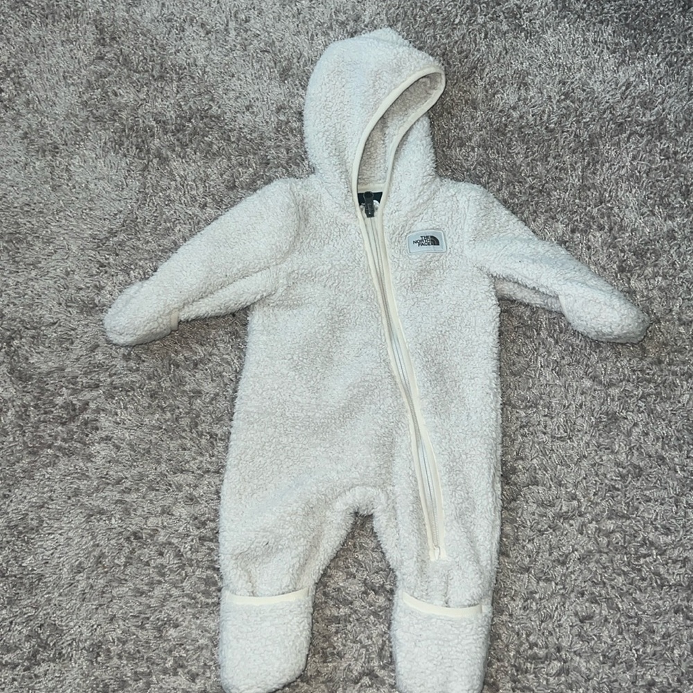 Northface snowsuit 3-6 months